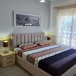 Apartmán Gjiri I Lalzit *